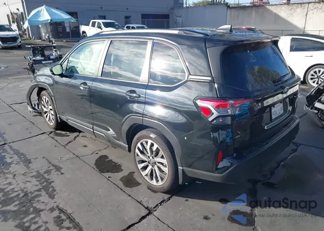2025 Subaru Forester Touring z USA, uszkodzony, nr VIN JF2SLDTC9SH444187